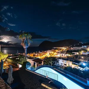 https://la-villetta-lipari.sicilyhotelsitaly.net